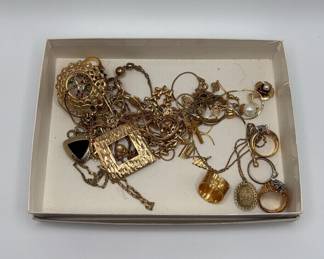 Golden Jewelry Mystery Lot READ DESCRIPTION