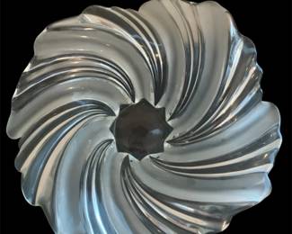 Glass Swirl Centerpiece