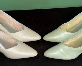 2 Pairs of Air Flex Heels Size 8M