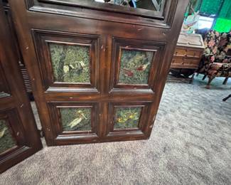 Detail of base - pelicans/birds