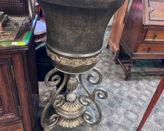 Large decorative urn (one of two)