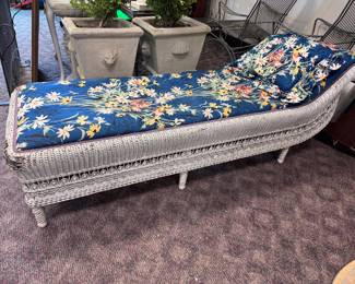 Victorian Wicker Chaise