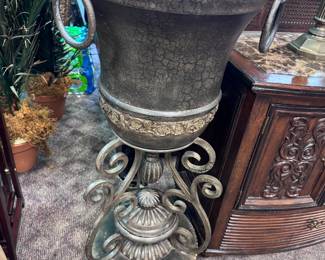 Large decorative urn (two of two)