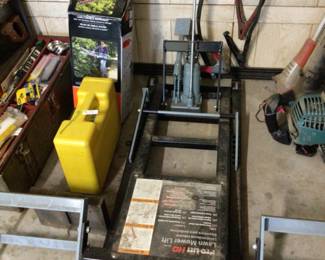Pro Lift HD lawnmower lift $85.