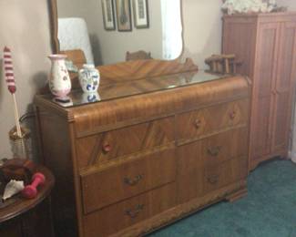 Vintage 1950’s Waterfall dresser with mirror $200., decor