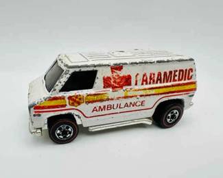 HOT WHEELS 1974 Ambulance Red Line
