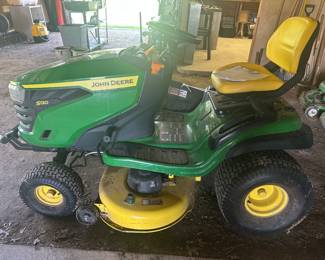 2022 John Deere S130 Riding Lawn Mower 42" Deck, 22HP Briggs & Stratton Engine, Hand Lift Deck (this will NOT be part of the 1/2 off sale on Sunday if still available)