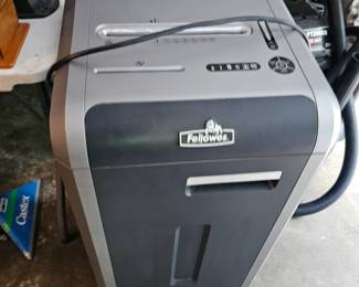 Fellowes Paper Shredder