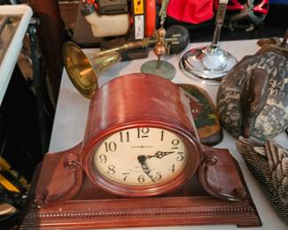 Mantle Clock