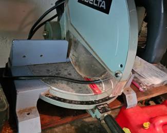 Delta Mitre saw