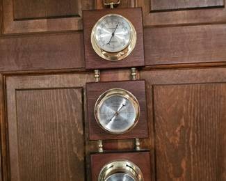 Hanging Weather Station, Thermometer, Hygrometer, Barmoteric Pressure