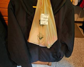Milwaukee Heated Jacket with Batteries and cables
