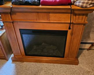 Electric Fireplace/Heater