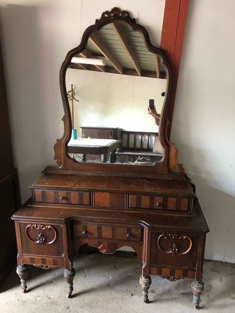 Antique Mahogany Dresser with Mirror