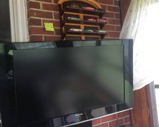 Flat screen TV
Franklin Mint set of 12 cars with display 