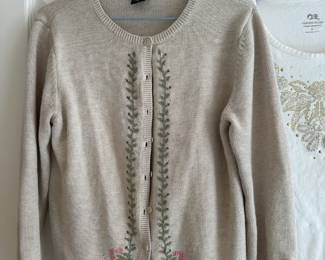 Eddie Bauer Floral Embroidered Cardigan Sweater – Size Medium