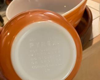 Pair of Pyrex Autumn Harvest Nesting Mixing Bowls 