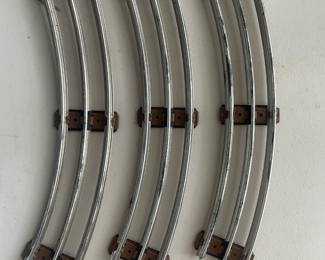 Lionel straight and curved tracks