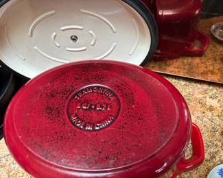 Tramontina 8 Quart Red Enameled Cast Iron Dutch Oven