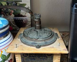 1920s Colonial Coffee Mill No. 1147