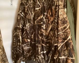 Camouflage rain gear