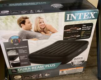 Brand new inbox, queen size blowup bed