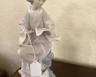 Retired Lladro