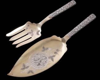 Lot 179: Two Piece Towle Arlington Sterling Fish Serving Set