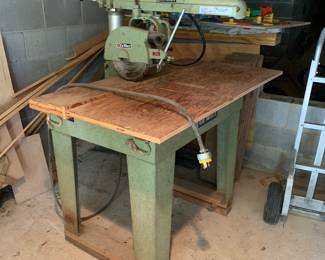 Vintage DeWalt Radial Arm Saw