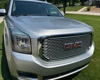 2017 Yukon Denali 157K miles, 4 wheel drive  excellent condition, loaded $23,000.00