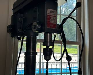Drill press 