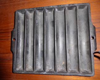 Griswold #24 Bread Stick Pan