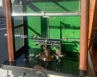 07 ANTIQUE HEUSSER GOLD BALANCE SCALE