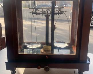 02 Antique Christian Becker Chainomatic Mid20th Century Pharmacy Scale