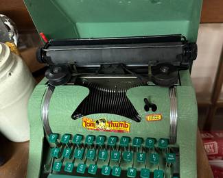 Vintage Tom Thumb typewriter