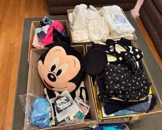 Women's clothing.....