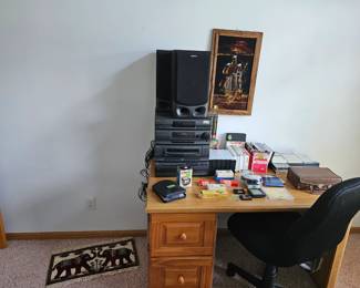 8 tracks, cds, Dvds, VHS