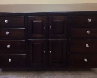 LEXINGTON NAUTICA HOME TRIPLE DRESSER NO SHIPPING PICKUP ONLY