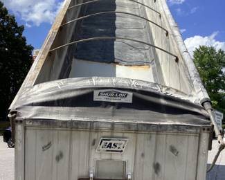 2008 EAST GENESIS 39ft FRAMELESS ALUMINUM DUMP TRAILER HALF LINED BED WITH MECHANICAL TARP ROLLER, AIR RIDE SUSPENSION, COAL/GRAIN TOP SWING DOORS, 52 CUBIC YARD, TRAILER IS IN GOOD WORKING CONDITION w TITLE