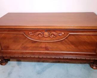 LANE Cedar Chest