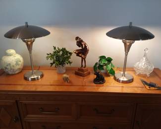 Pair of lamps, other collectibles