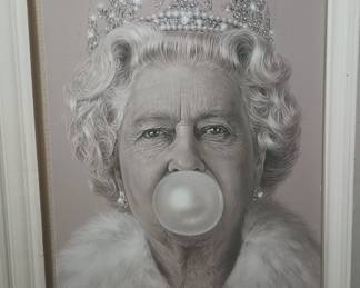I love this canvas of Queen Elizabeth.