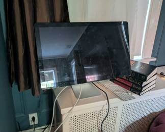 apple monitor