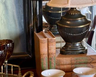 Beautiful vintage lamps and porcelains