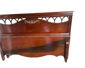 Full Size Mahagony Bed Frame and Rails