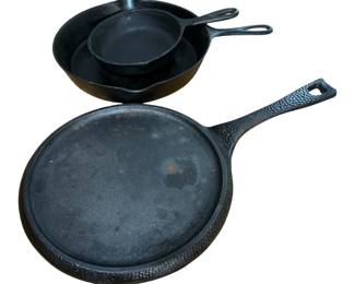 Cast Iron Skillets Paula Dean and USA
