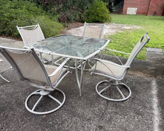 Table and 4 chairs