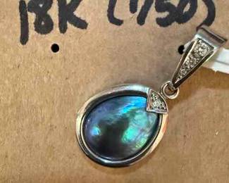 18K Pendant with diamond accents