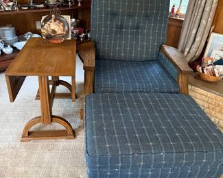 Ranch Oak club chair and ottoman
Ranch Oak Drop Leaf side tables
