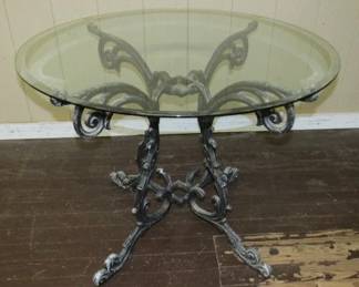 Glass Top Table w/Cast Aluminum Pedestal 